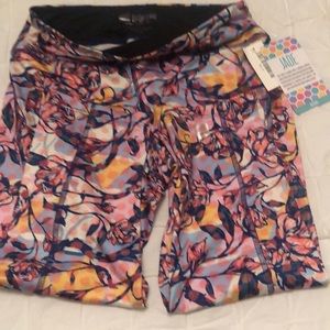 Lularoe Jade workout pants. New with tags. Size Medium.